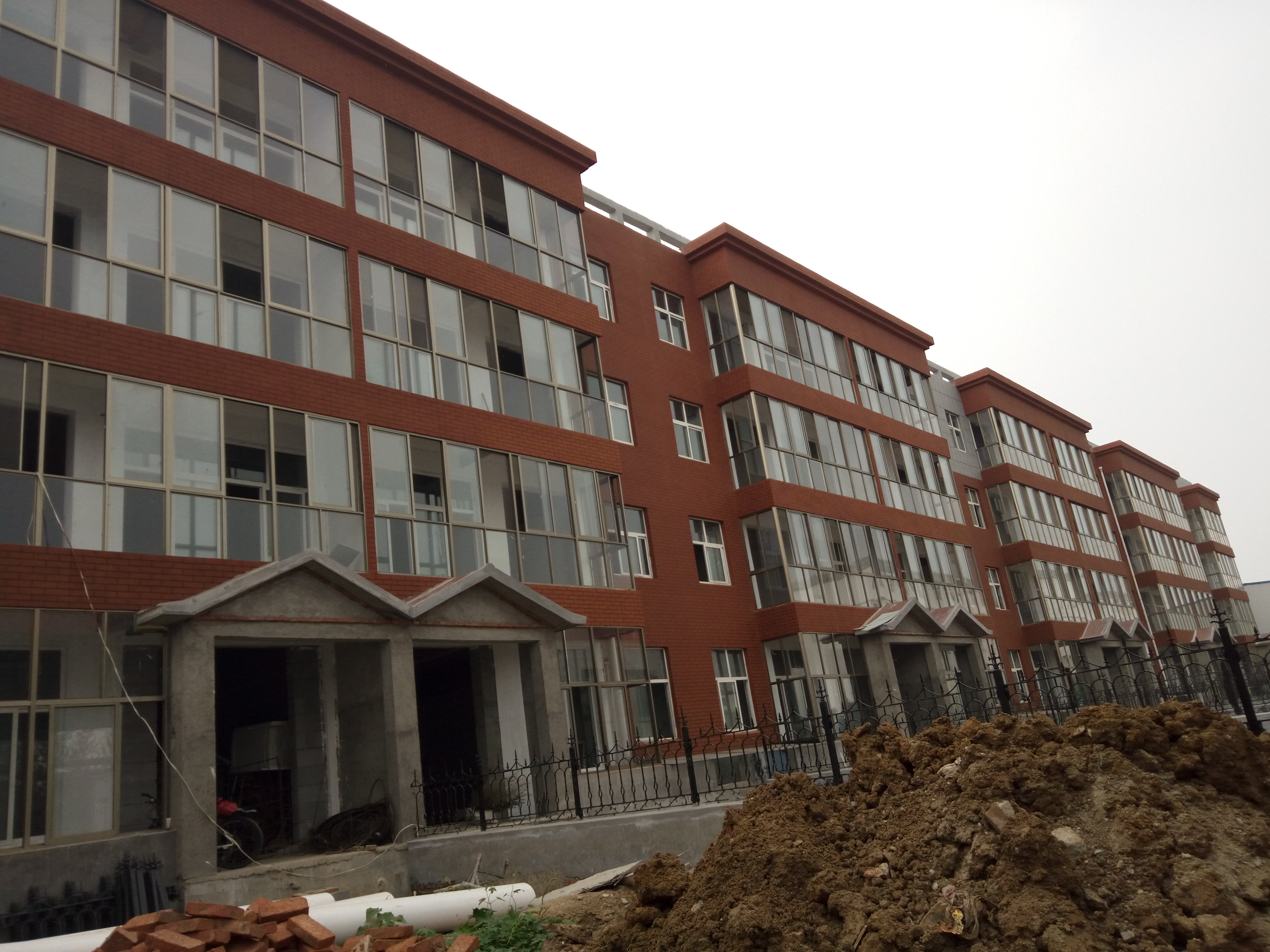 ���̰���