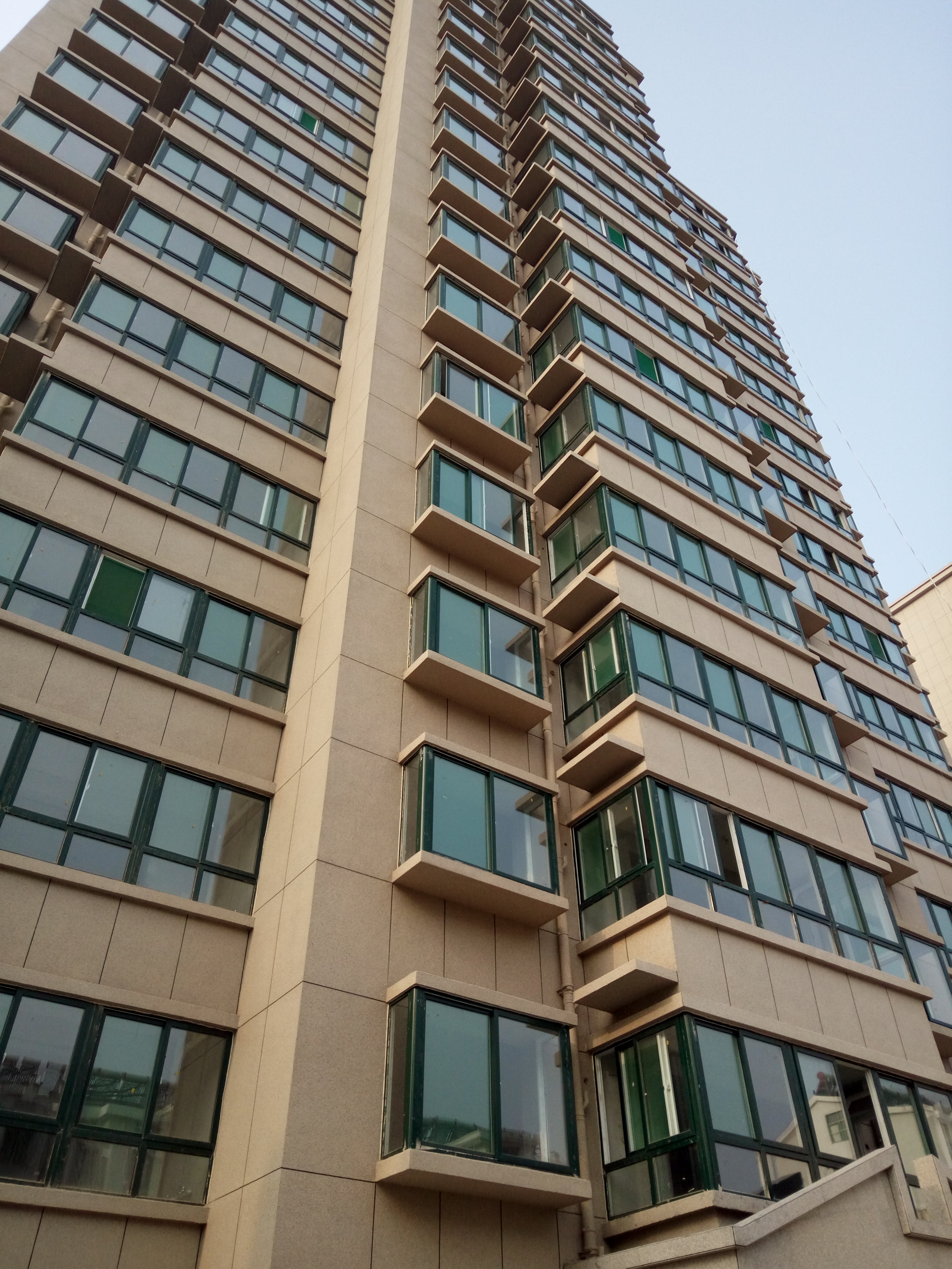 ���̰���